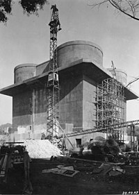 Реклама на зенитных башнях