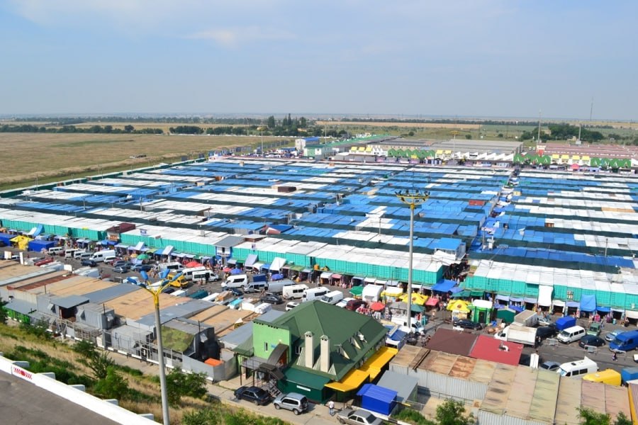 Был такой стартап Ad-Air, который в 2007 году зарегистрировал в книге рекордов Гиннеса самый большой рекламный баннер.